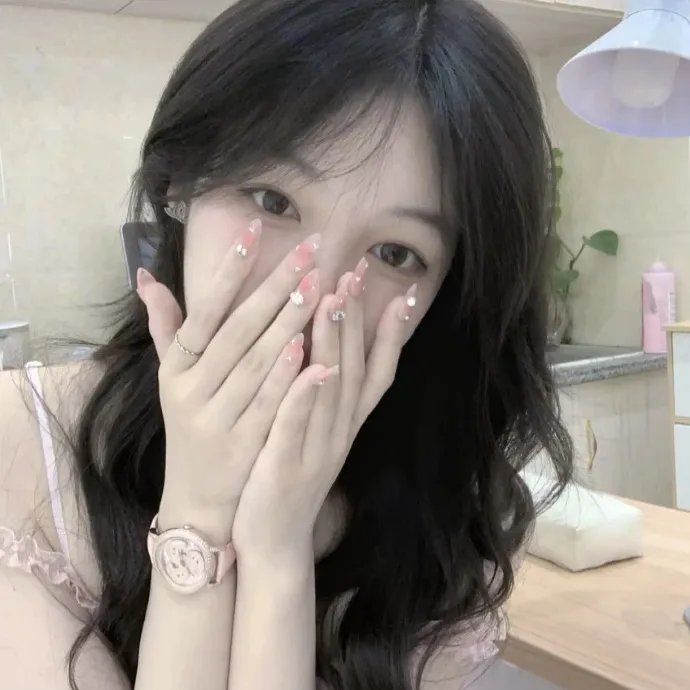女孩的成长图腾